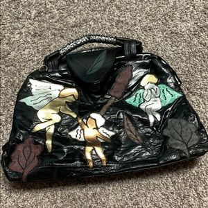 CUTE ANGEL CLUTCH